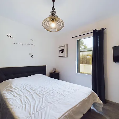 Maison Avec Jardin Et Jacuzzi Pour 8 Personnes بيت للعطل